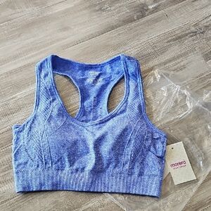 NWT Morera Seamless Activewear Sports Bra Removable Pads Vented Moisture Wicking